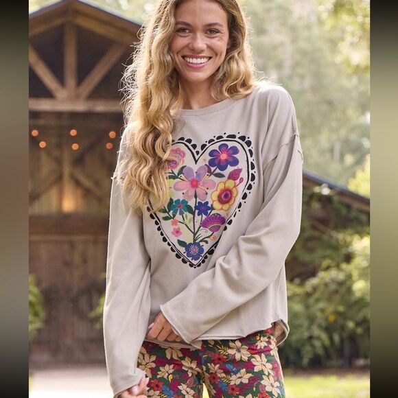 Natural Life NEW Heart Floral Crewneck Sweatshirt Beige Tan Oversized Size XL - Picture 1 of 5